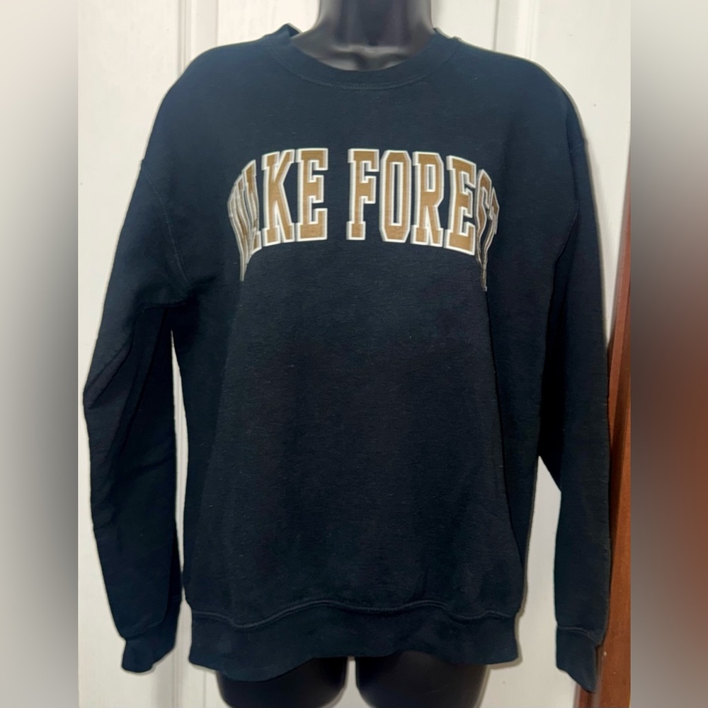 Wake Forest University Demon Deacons crewneck sweatshirt adult size S